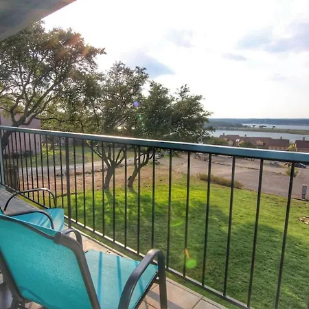 Lakeview Breeze
